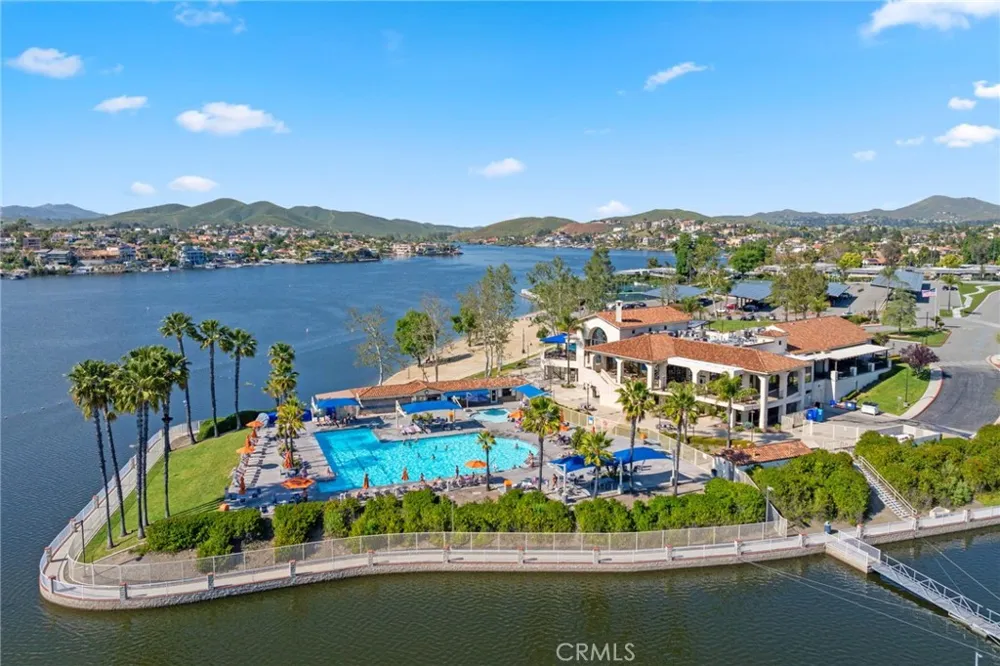 23240 Continental Drive Canyon Lake, CA 92587