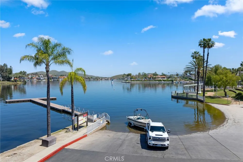 23240 Continental Drive Canyon Lake, CA 92587