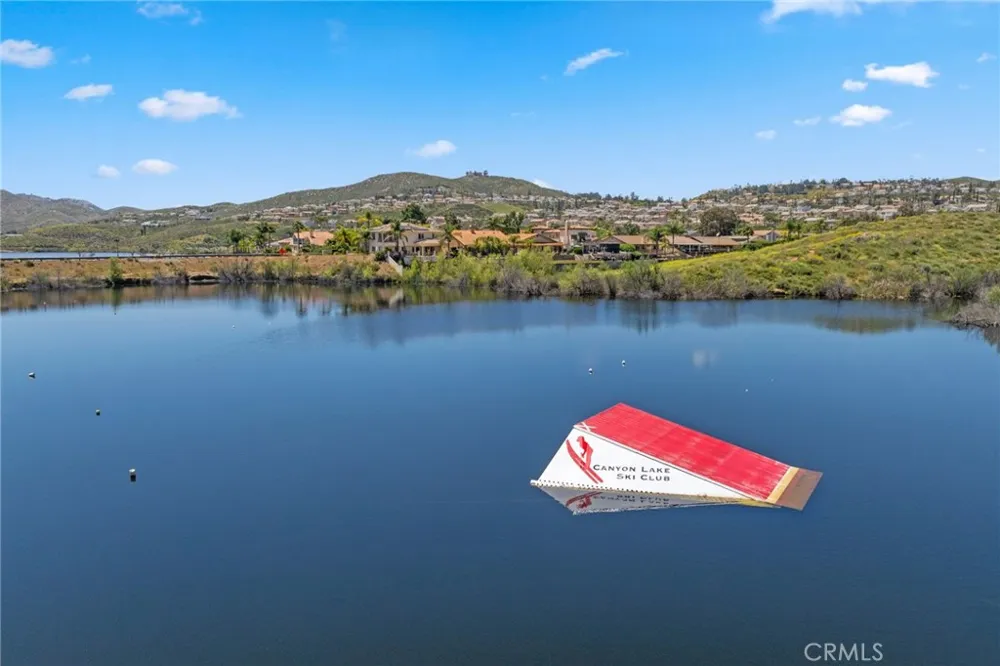 23240 Continental Drive Canyon Lake, CA 92587