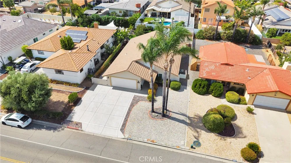 23240 Continental Drive Canyon Lake, CA 92587