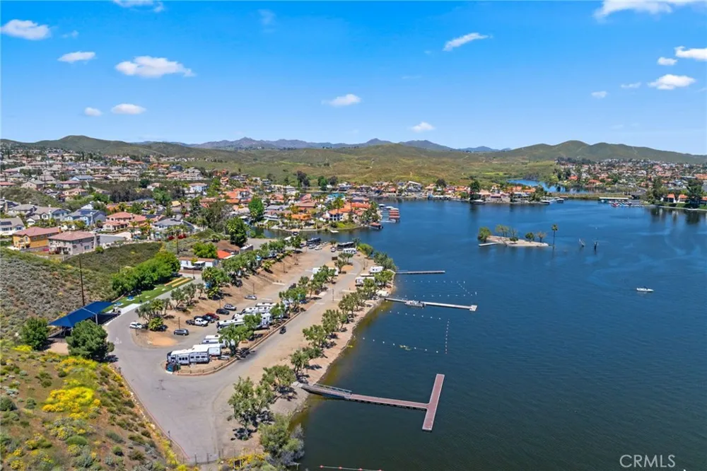 23240 Continental Drive Canyon Lake, CA 92587