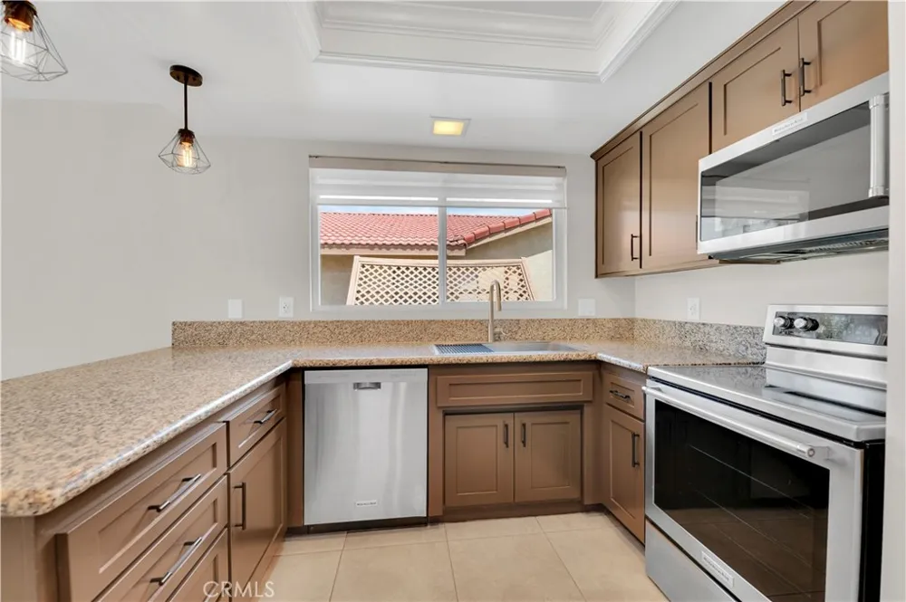 23240 Continental Drive Canyon Lake, CA 92587