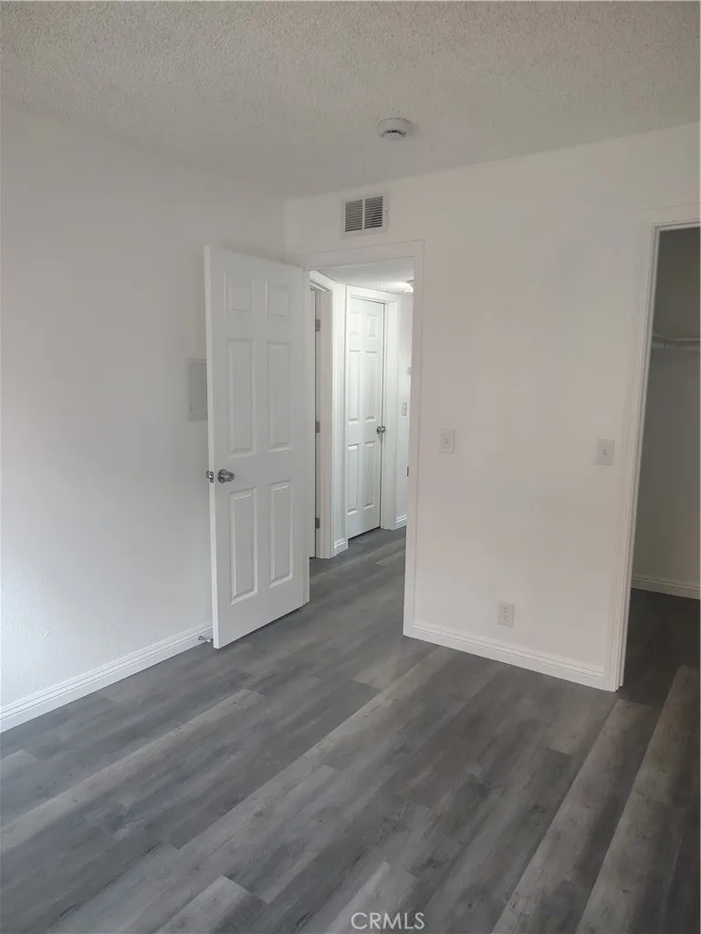 1667 Kingsley Pomona, CA 91767