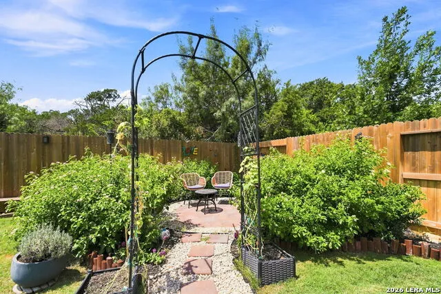 2290 STEERHEAD TRL New Braunfels, TX 78132