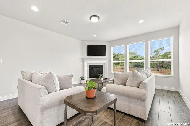 2290 STEERHEAD TRL New Braunfels, TX 78132
