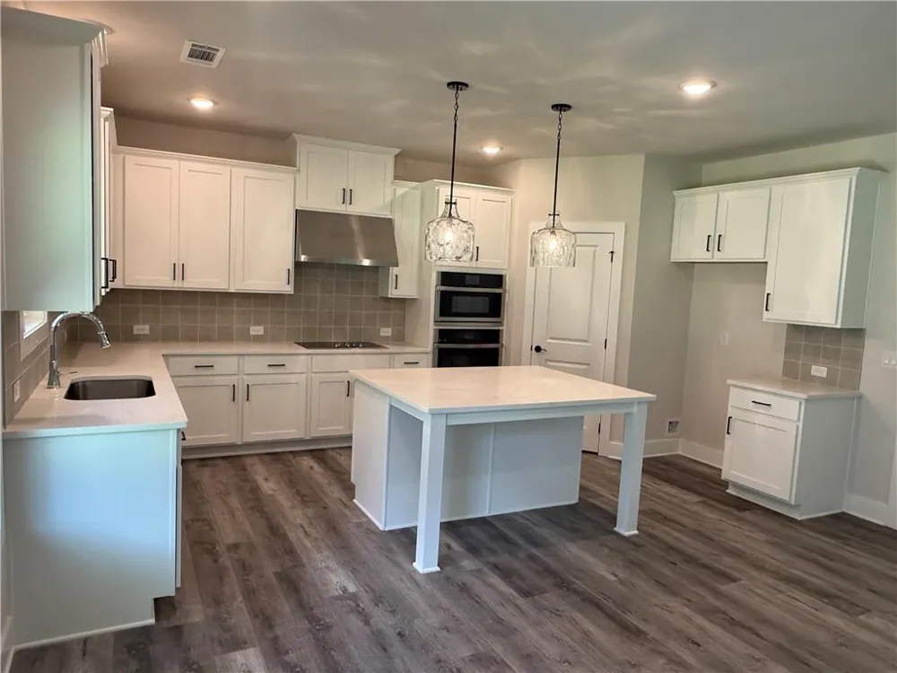 4250 Shirebrook Trail Hoschton, GA 30548