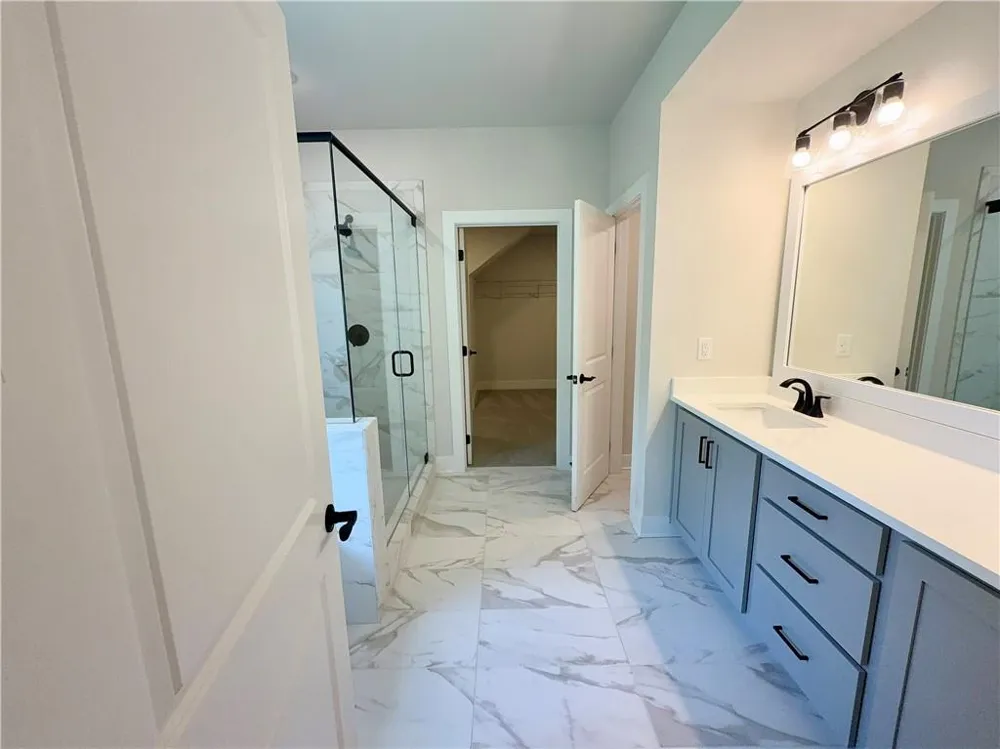 4250 Shirebrook Trail Hoschton, GA 30548