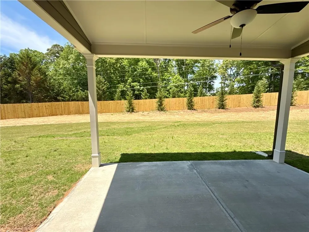 4250 Shirebrook Trail Hoschton, GA 30548