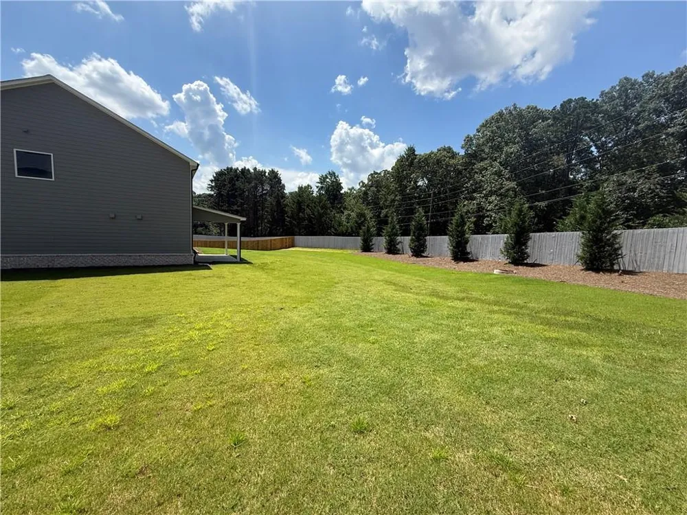 4250 Shirebrook Trail Hoschton, GA 30548