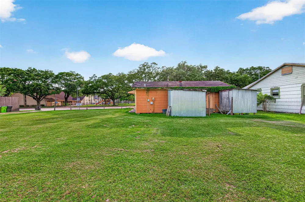 1113 4th Street Rosenberg, TX 77471