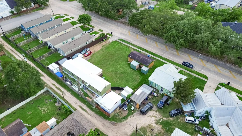 1113 4th Street Rosenberg, TX 77471