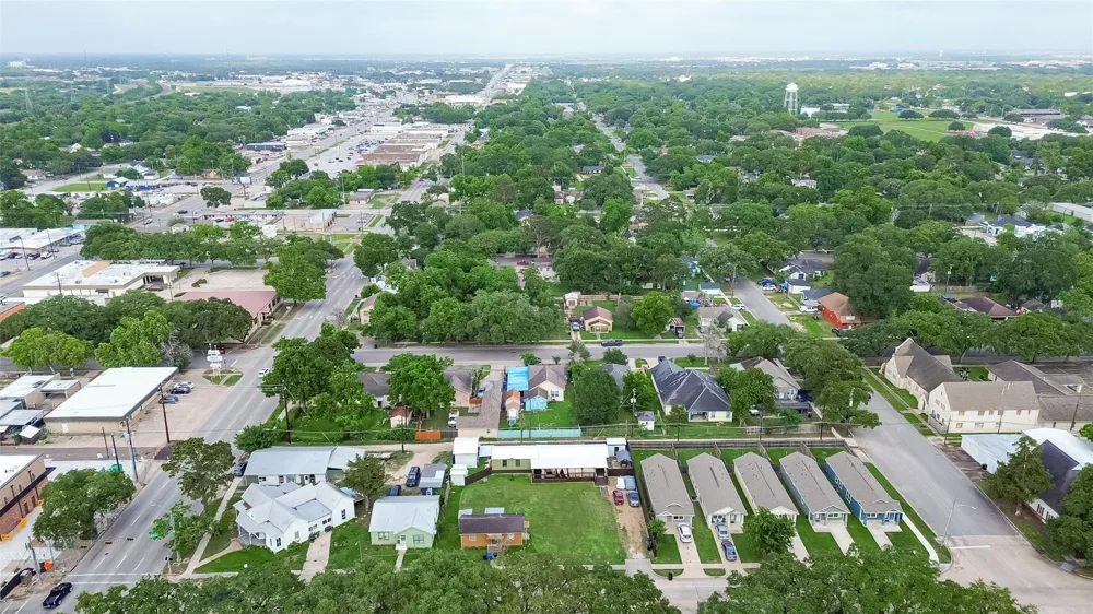 1113 4th Street Rosenberg, TX 77471