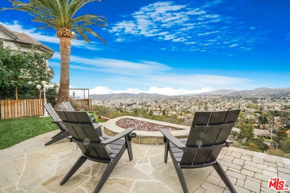 3485 Ridgeford Drive Westlake Village, CA 91361