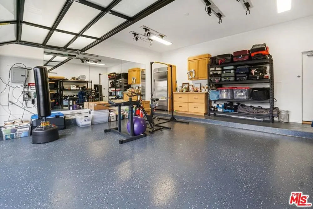 3485 Ridgeford Drive Westlake Village, CA 91361