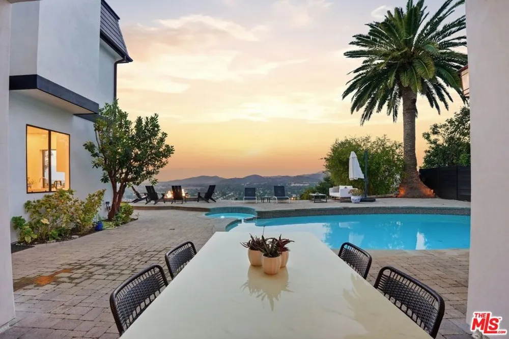 3485 Ridgeford Drive Westlake Village, CA 91361