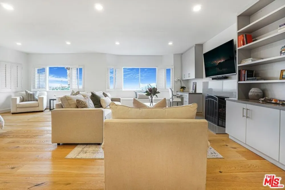 3485 Ridgeford Drive Westlake Village, CA 91361
