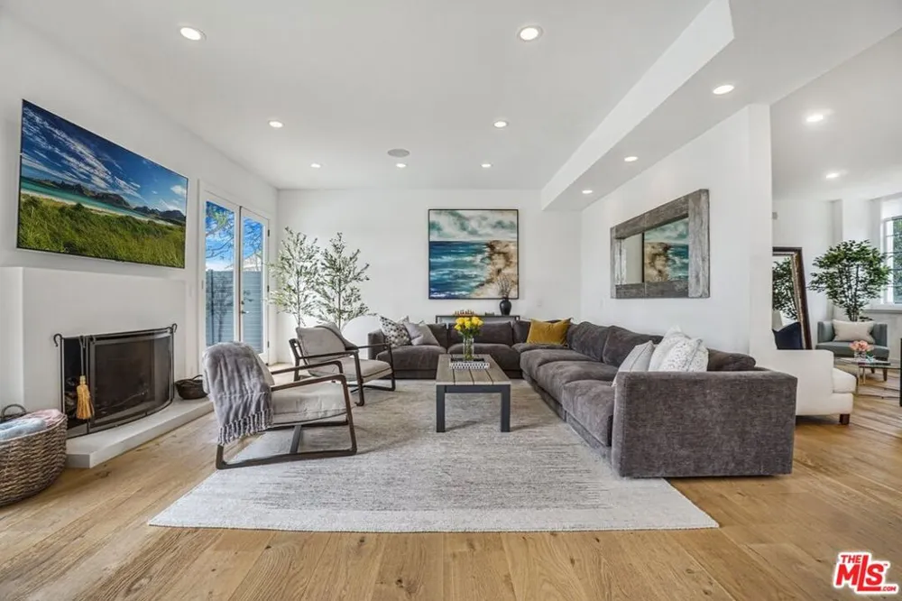 3485 Ridgeford Drive Westlake Village, CA 91361
