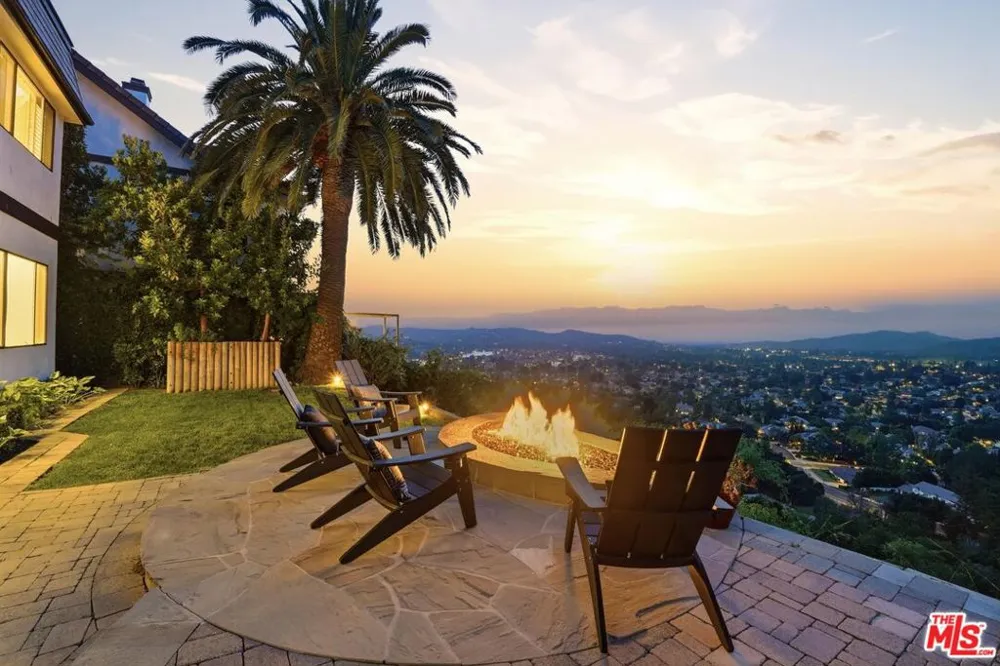 3485 Ridgeford Drive Westlake Village, CA 91361
