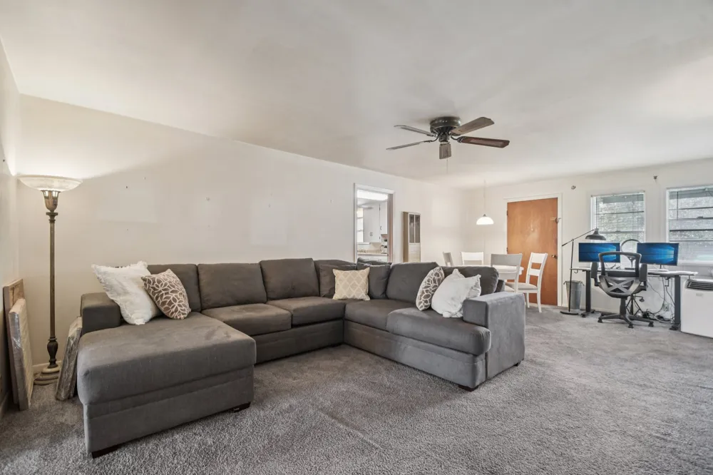 902 Turney Street Smithville, TX 78957