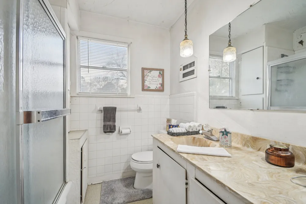 902 Turney Street Smithville, TX 78957