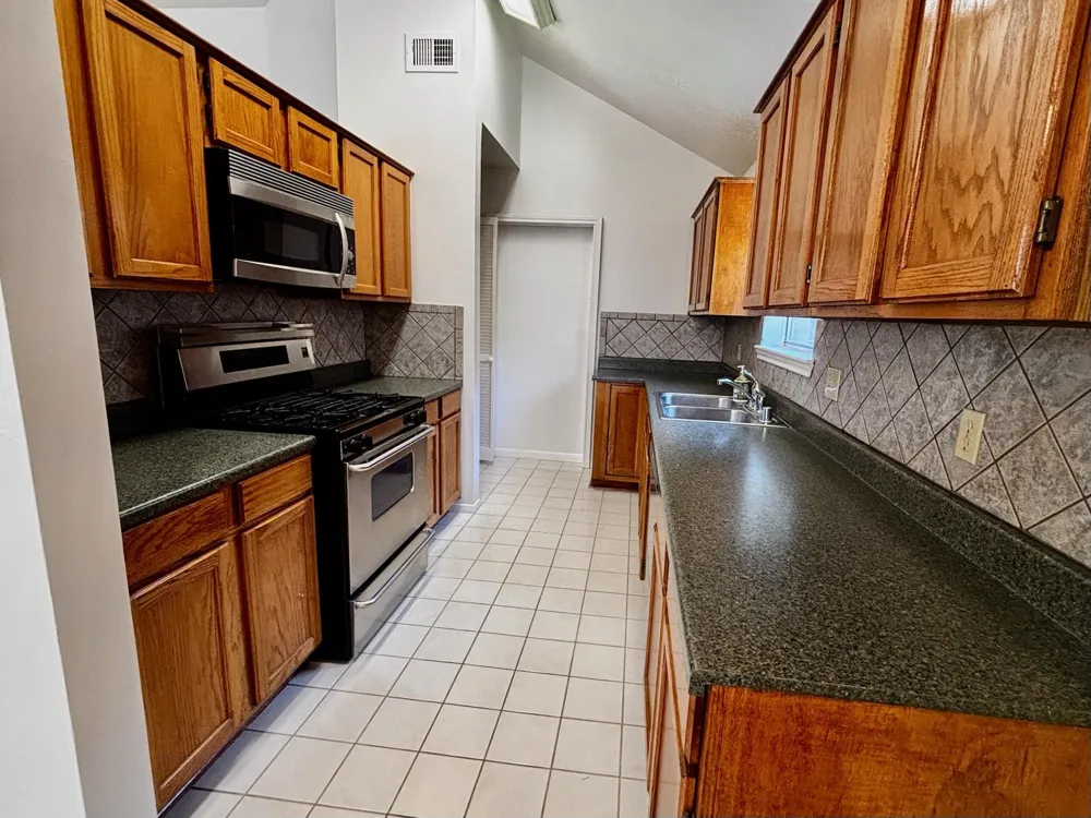 2514 Pecan Grove Court Court Pearland, TX 77584