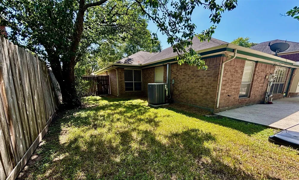 2514 Pecan Grove Court Court Pearland, TX 77584