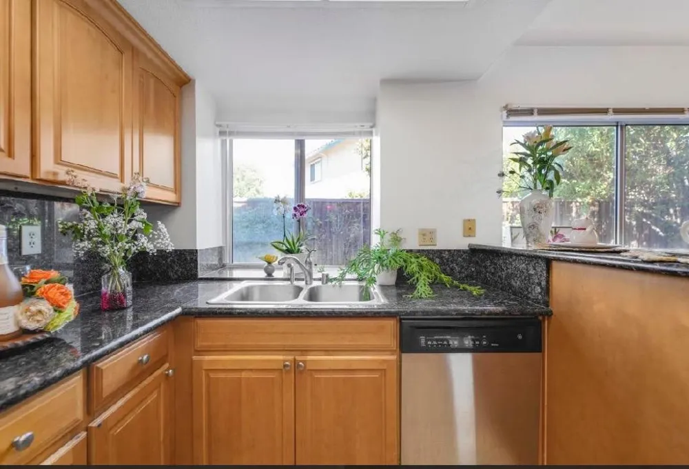 1016 Gordon Street Milpitas, CA 95035