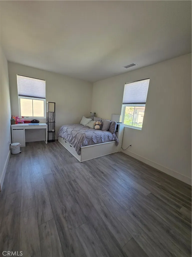 19018 Martino Court Saugus, CA 91350