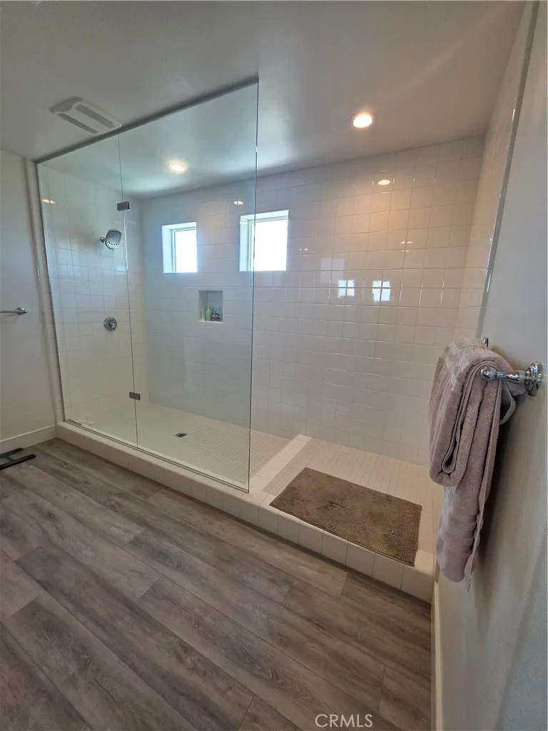 19018 Martino Court Saugus, CA 91350