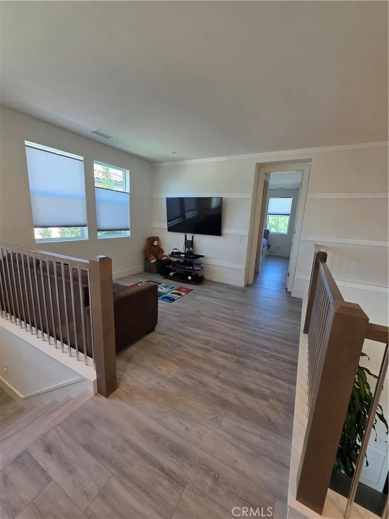 19018 Martino Court Saugus, CA 91350