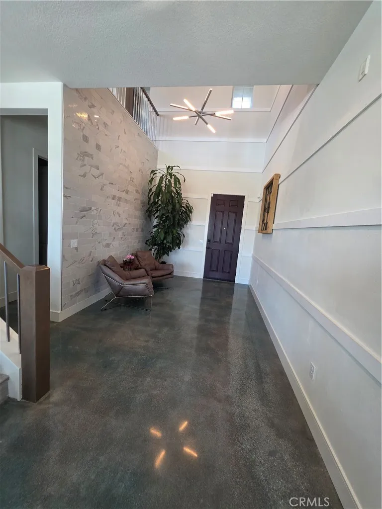 19018 Martino Court Saugus, CA 91350