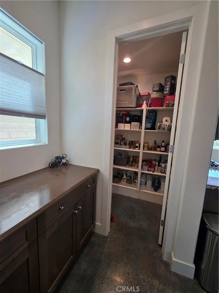 19018 Martino Court Saugus, CA 91350