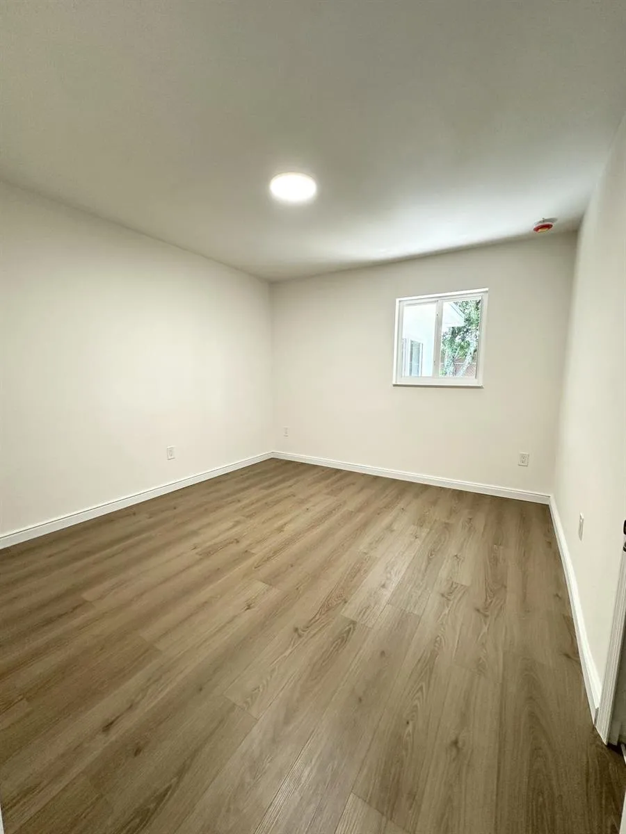 1913 WYOMING AVENUE Fort Pierce, FL 34982