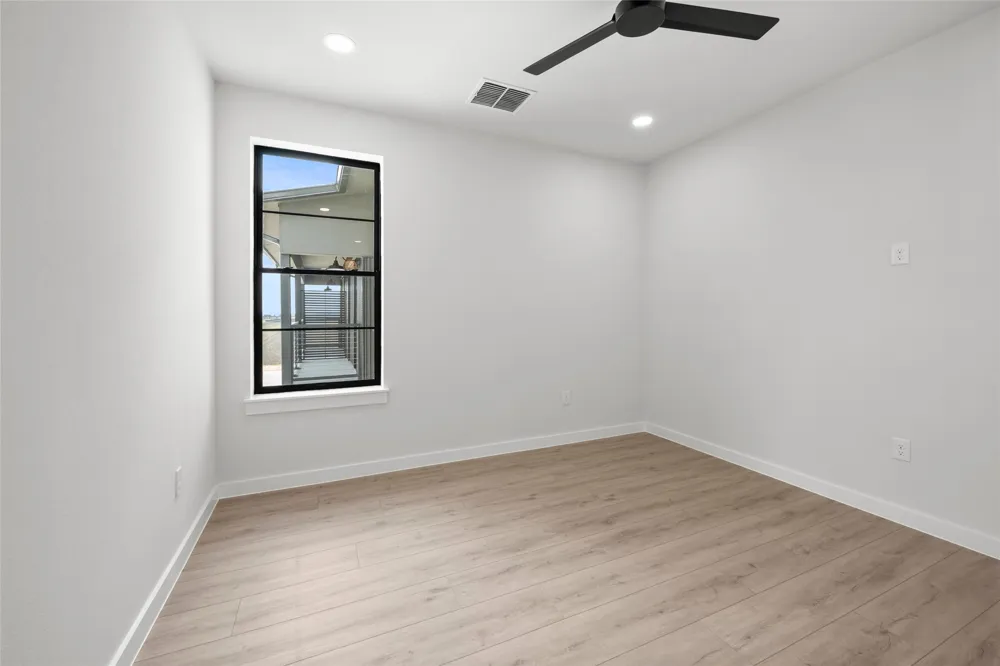 634 Central Parkway #1205 New Braunfels, TX 78130