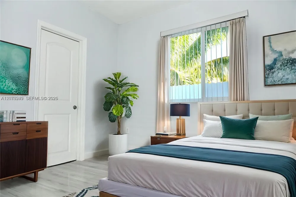 747 NW 5th Ct Hallandale Beach, FL 33009