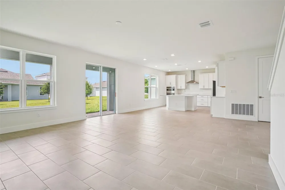 30333 EMERALD FOREST DRIVE Mount Dora, FL 32757