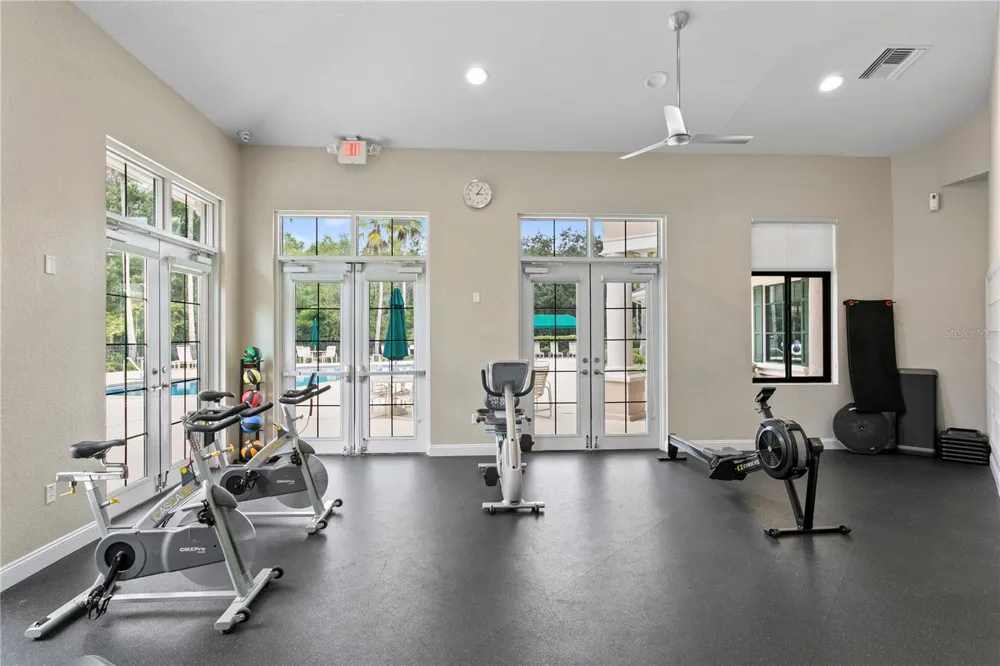 10245 DEVONSHIRE LAKE DRIVE Tampa, FL 33647