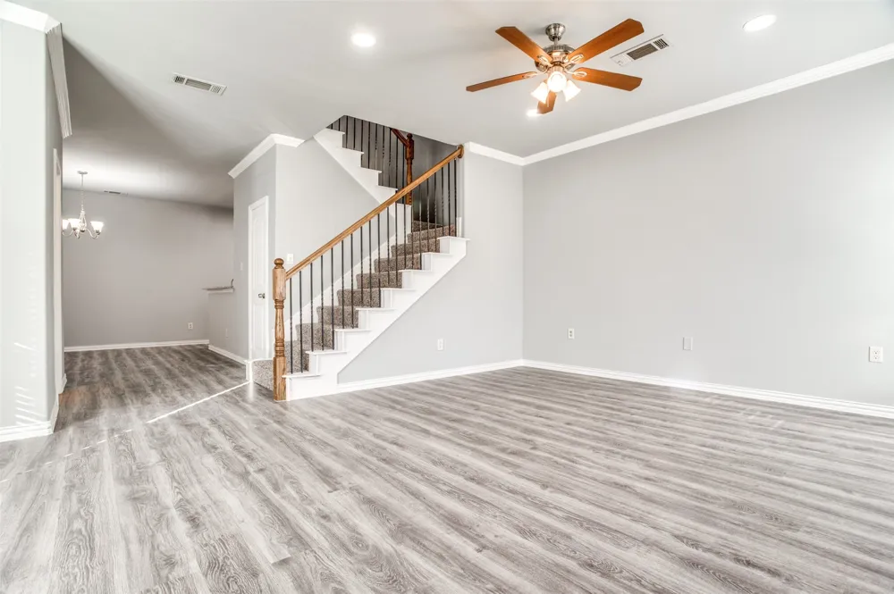2364 Calendar Court Grand Prairie, TX 75050