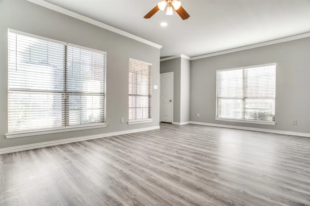 2364 Calendar Court Grand Prairie, TX 75050