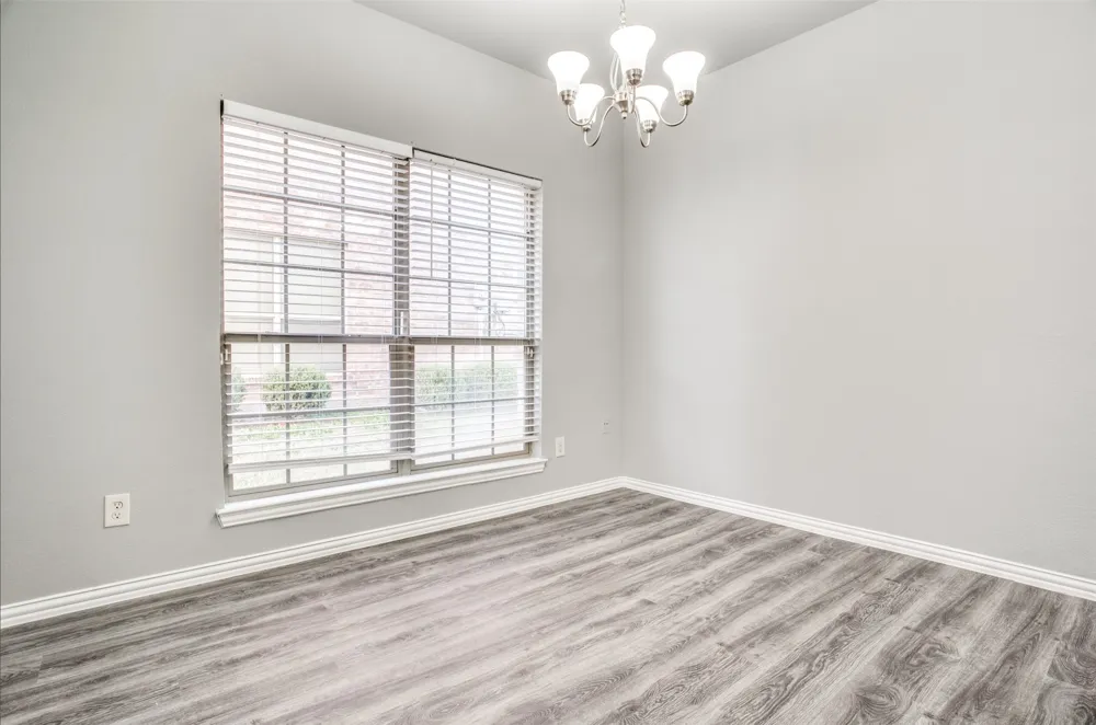 2364 Calendar Court Grand Prairie, TX 75050