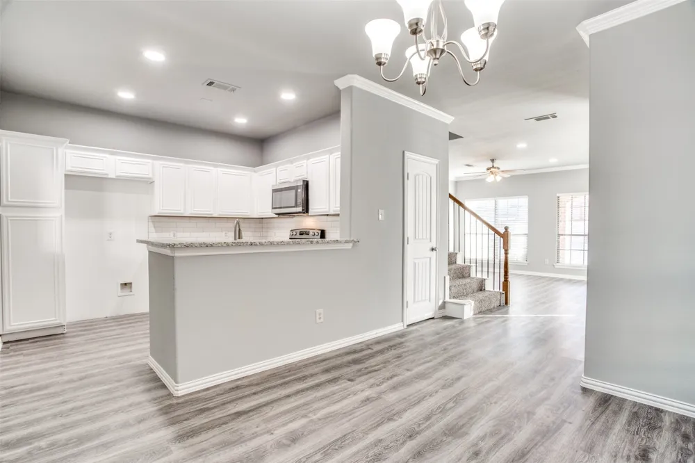 2364 Calendar Court Grand Prairie, TX 75050