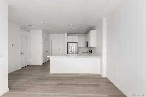 1634 Sheridan Boulevard #102