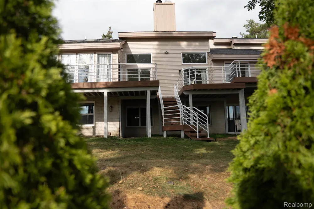 31033 Evergreen Court Farmington Hills City, MI 48331