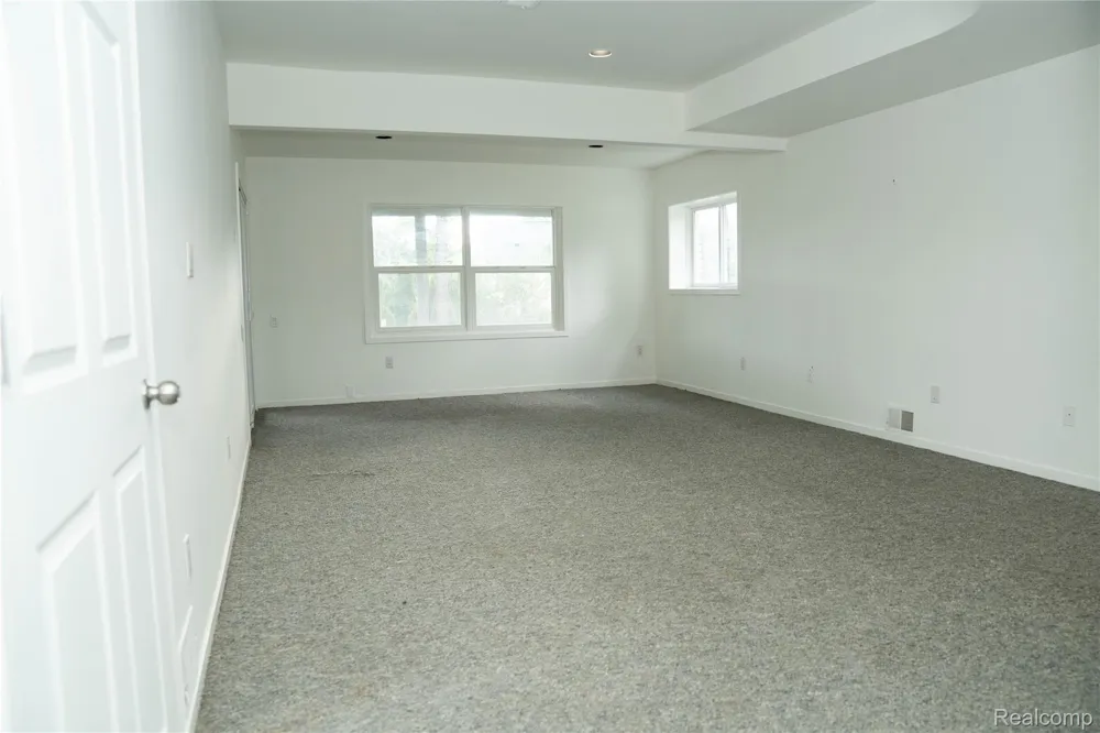 31033 Evergreen Court Farmington Hills City, MI 48331