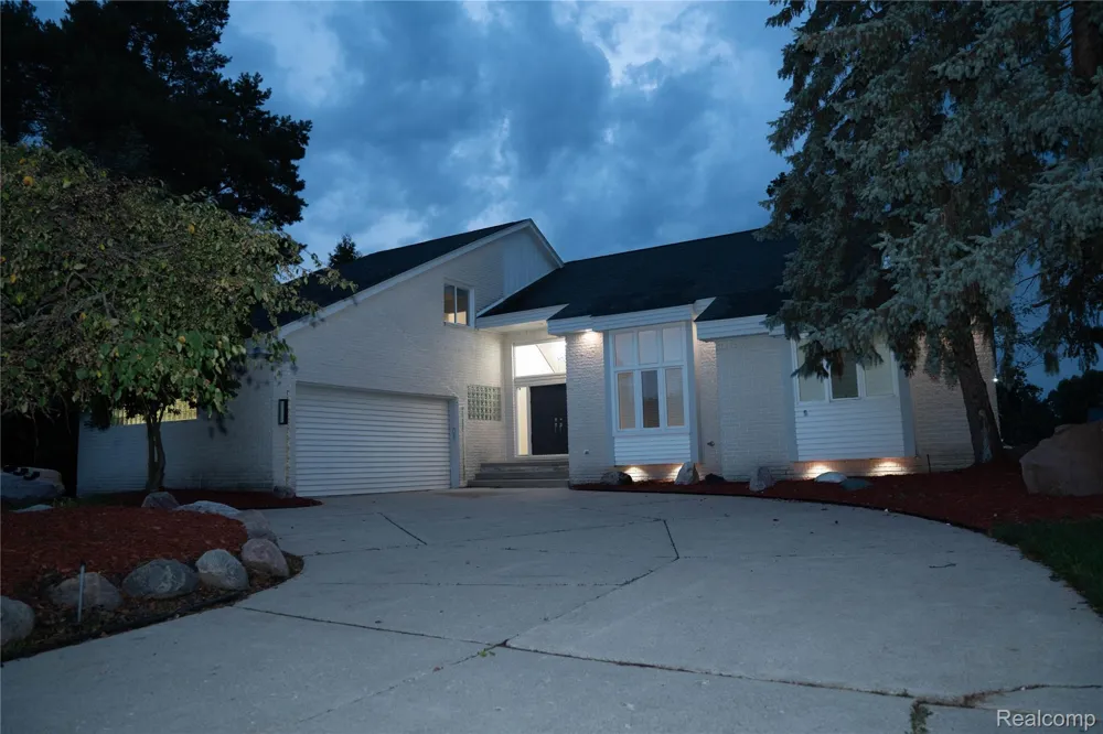 31033 Evergreen Court Farmington Hills City, MI 48331
