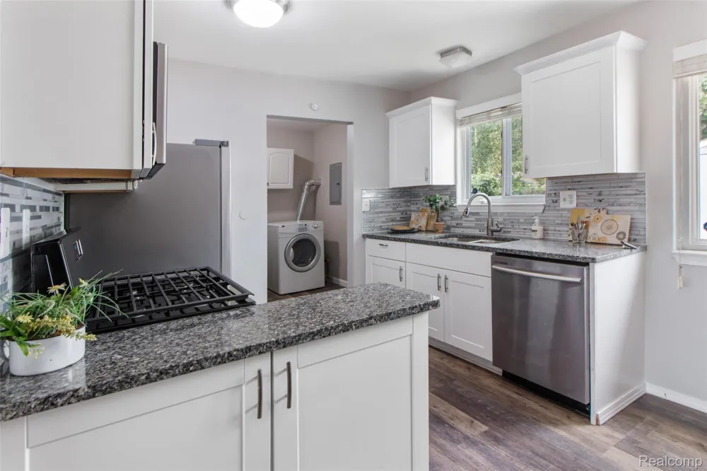 15768 Wendy Street Taylor City, MI 48180