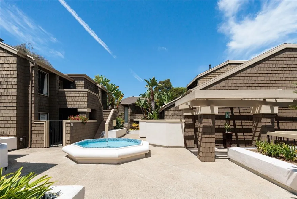 55 Sea Island Newport Beach, CA 92660