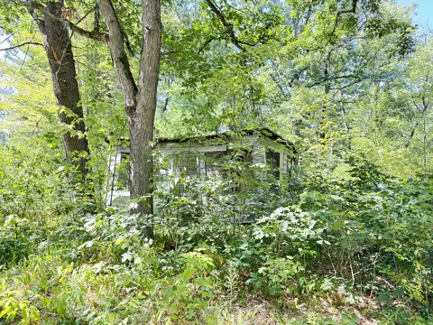 2227 W Oakwood Boulevard