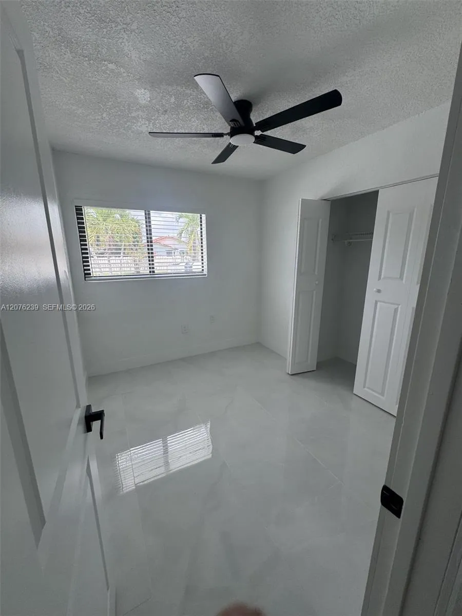 10830 SW 160th St Miami, FL 33157
