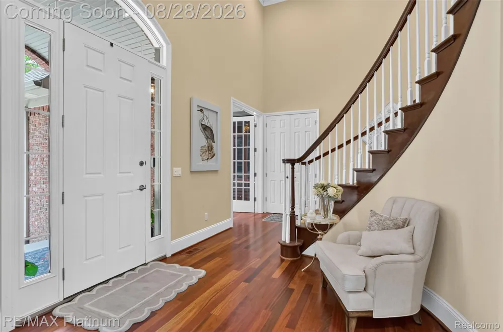 3129 SAND PEBBLE COVE DRIVE Hamburg Township, MI 48169